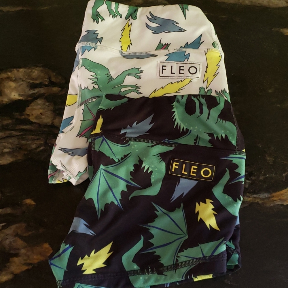 Fleo Dragon shorts
